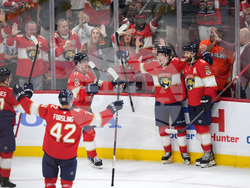 Blackhawks Panthers Hockey