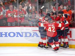 Blackhawks Panthers Hockey