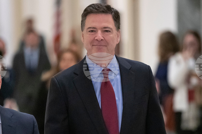 Бивш директор на ФБР ще отговаря по обвинения, повдигнати под натиска на Тръмп, съобщава Ройтерс