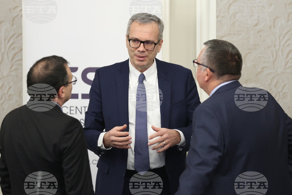 Кръгла маса „Управление на градските отпадъци: престъпност, корупция и екологична сигурност“