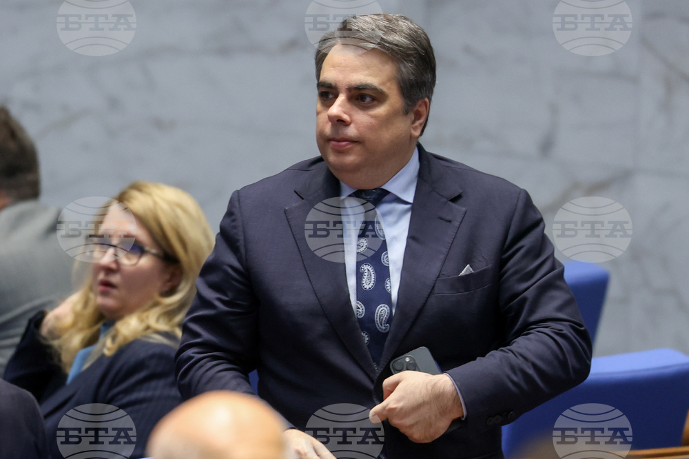 CC Chair Vassilev: Waste Collection Situation in Two Sofia Districts Starting to Normalize