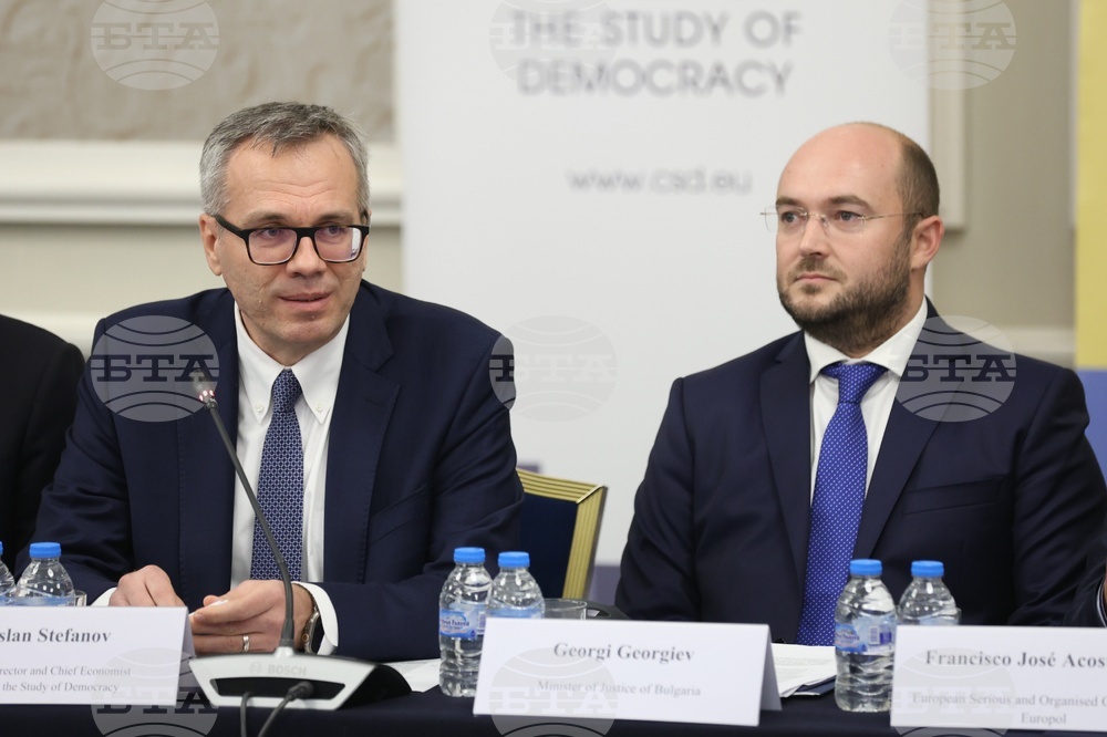 Кръгла маса „Управление на градските отпадъци: престъпност, корупция и екологична сигурност“