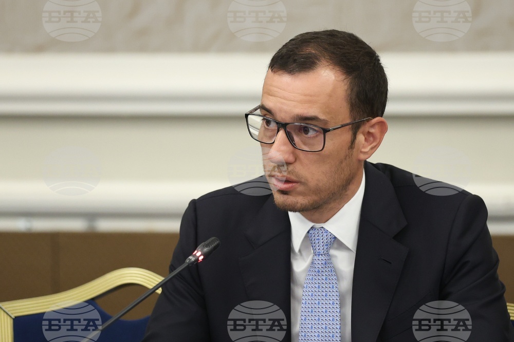 Кръгла маса „Управление на градските отпадъци: престъпност, корупция и екологична сигурност“