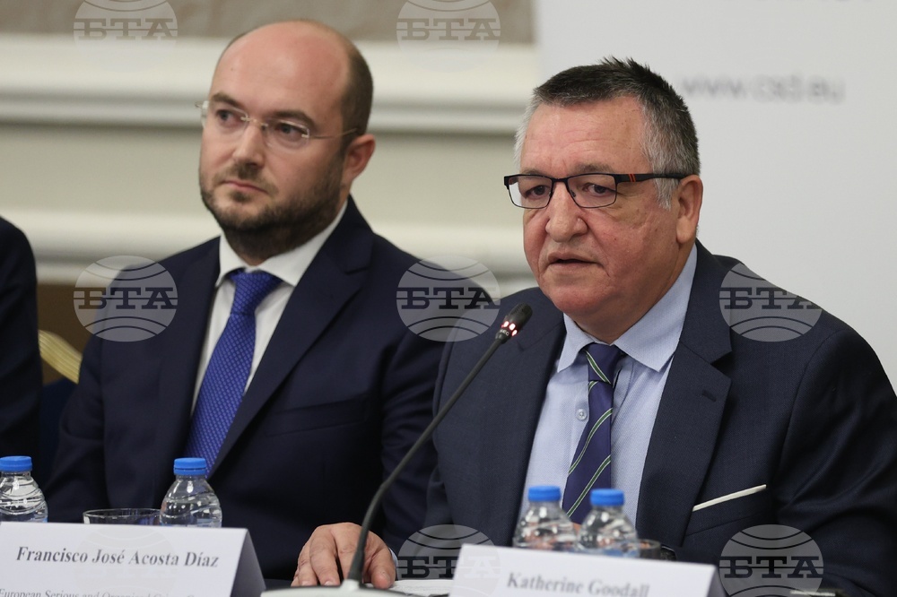Кръгла маса „Управление на градските отпадъци: престъпност, корупция и екологична сигурност“