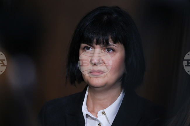 Многократно сме заявявали, че ще подкрепим проект на президента, каза Юлиана Матеева от „Величие"