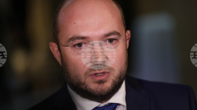 Софийската районна прокуратура е образувала досъдебно производство по случая с прегазено куче в столицата, съобщи министър Георги Георгиев