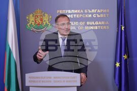 Министерски съвет - Борислав Гуцанов - пресконференция