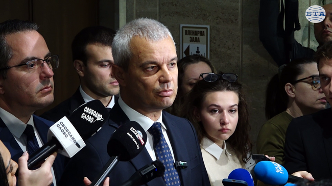 Решението за кризата с боклука е всички дейности да се извършват под шапката и ръководството на съответната община, каза Костадин Костадинов