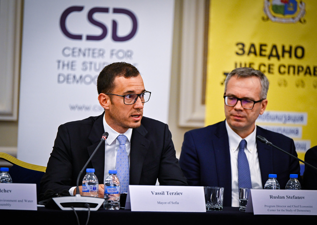 Васил Терзиев: “Битката за по-чист град не е моя лична битка. Видях как хората се обединяват, за да спрат рекета и да защитят достойнството си. Те са истинските герои.“