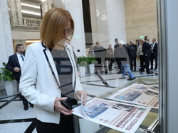 Народно събрание - фотодокументална изложба за Маньо Стоянов - откриване