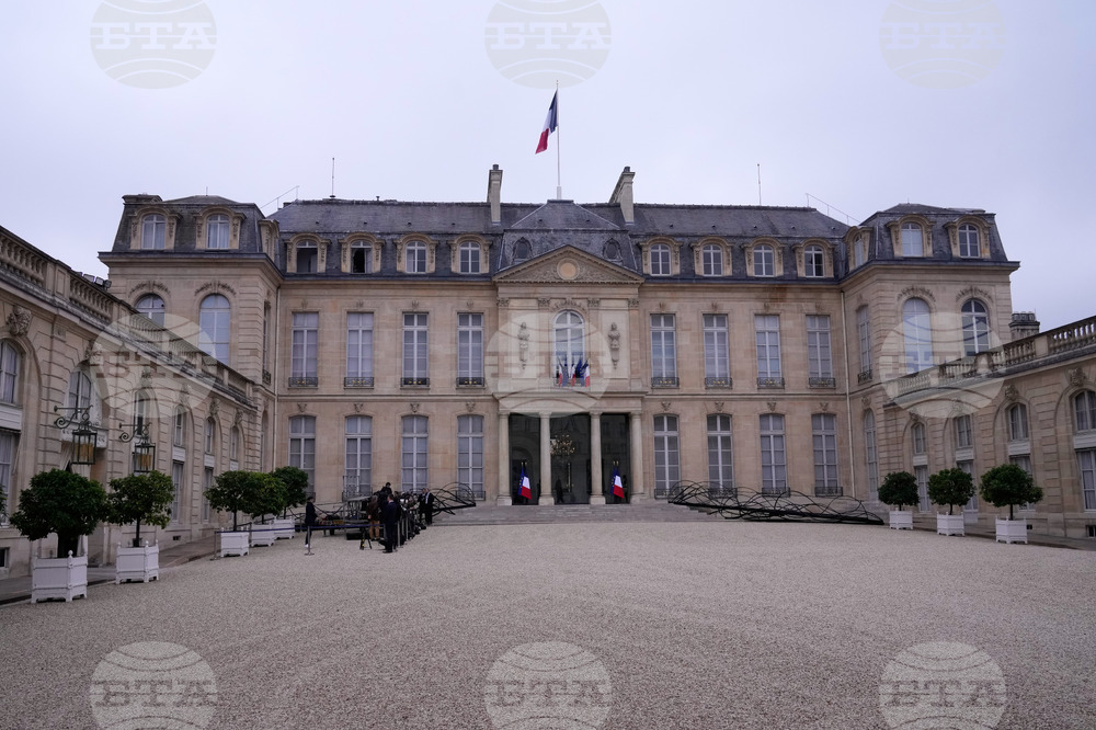 Служител на Елисейския дворец ще бъде съден за кражба на прибори от резиденцията на френския президент