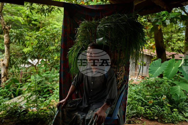 APTOPIX Foreign Aid-Myanmar's Misery