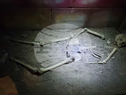 Сливен - Калоянова гробница - копие