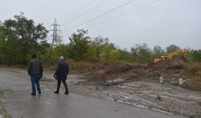 Пътят към Гробищния парк в Разград, който бе залят от дъждовете, вече е проходим, съобщиха от Общината