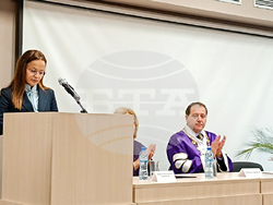 91 бакалаври от Филиал „Проф. д-р Иван Митев“ във Враца се дипломираха. Снимка: МУ - София