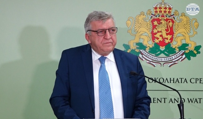 Ако кметът се нуждае от помощ, ще се отзовем, каза министър Манол Генов за проблема със сметосъбирането в София