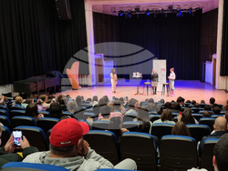 Враца - Изабел Овчарова-Изи - почитатели - среща