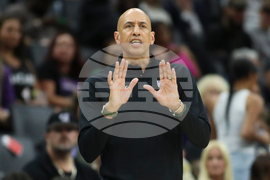 Raptors Kings Basketball