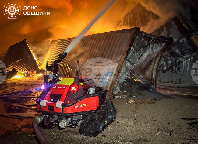 Руснаците удариха пристанищната инфраструктура в Одеска област в първия ден на новата година, съобщи украинският вицепремиер 