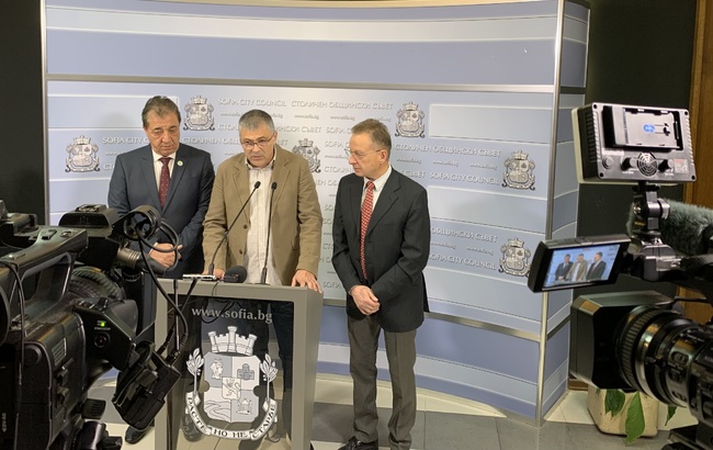 „Синя България“ внесе доклад за финансовия колапс на „Топлофикация София“ и предлага създаване на временна комисия за привличане на международен концесионер