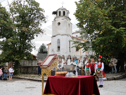 Село Първенец - ремонт на църквата „Св. Св. Константин и Елена“
