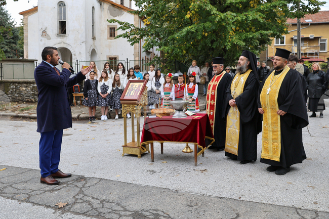 Започва ремонтът на сградата на църквата „Св. св. Константин и Елена“ в Първенец
