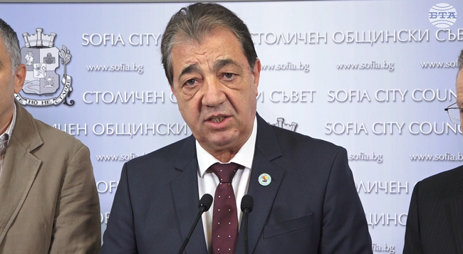 Подкрепяме усилията на Столична община за излизане от кризата с отпадъците, но е необходим ясен план за действие, казаха от "Синя София"