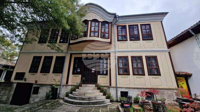 В Сребровата къща в Шумен ще бъдат открити бонсай градина и нова тематична експозиция