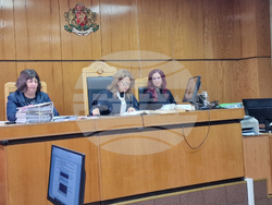 Девин - дело - порнографски материали