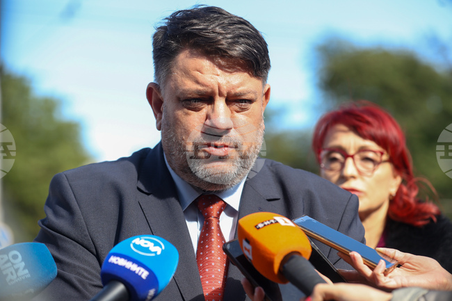 За водна криза в България не можем да говорим, каза вицепремиерът Атанас Зафиров