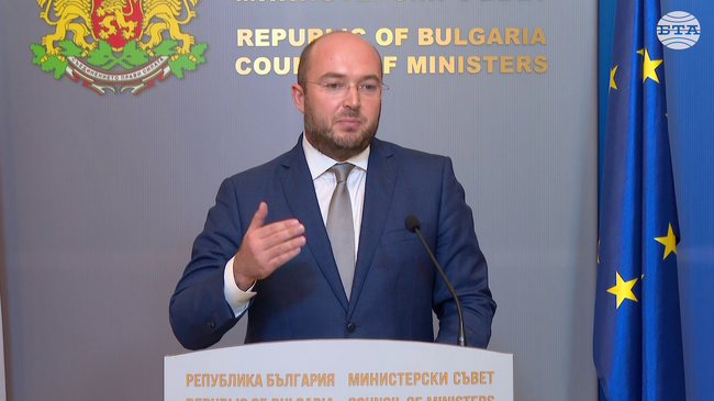 Имаме разчети на техниката и на необходимите средства, ако Столична община потърси помощ от държавата за отпадъците, каза Георги Георгиев