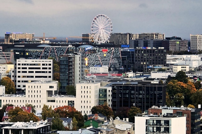 Парламентарните избори в Естония на 4 март 2007 г. са първите в света национални избори, на които се гласува и по интернет
