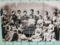 Брезник - „Чантите не са от вчера и днес" - изложба