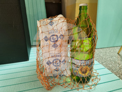 Брезник - „Чантите не са от вчера и днес" - изложба