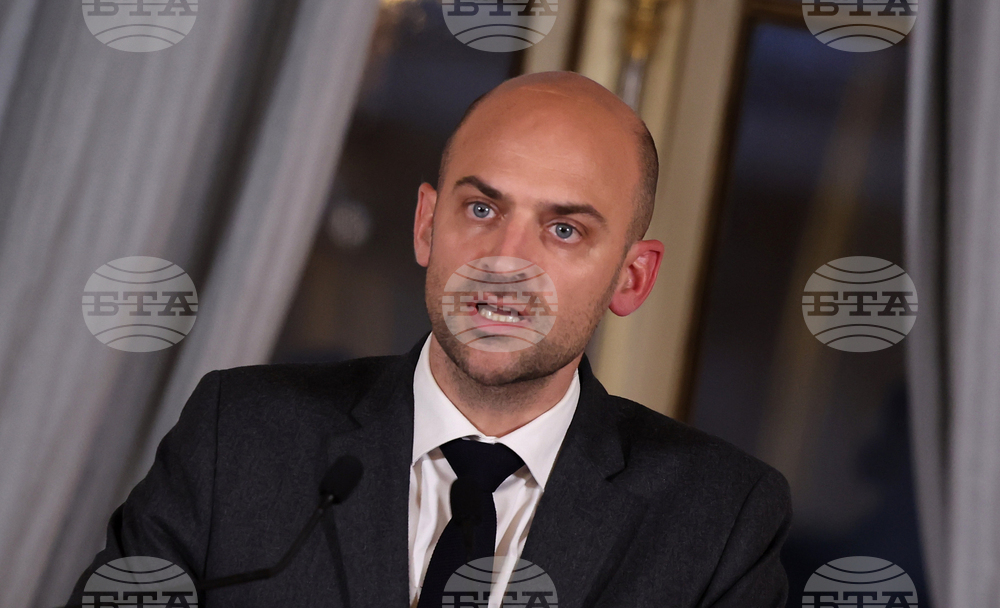 Френският външен министър заяви, че американските военни операции в Карибско море нарушават международното право