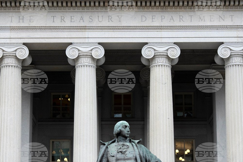 САЩ направиха изключение за България от санкциите срещу „Лукойл“ 