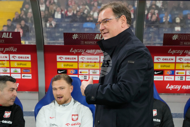 Опитът на Полша в плейофните мачове няма да има значение срещу Албания, предупреждава селекционерът Урбан