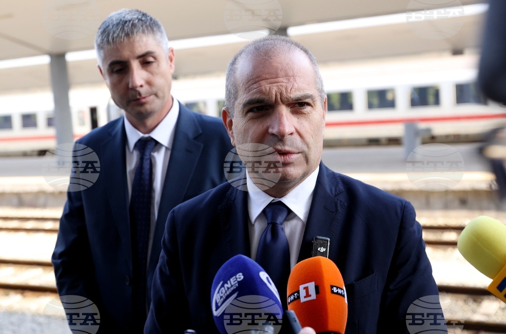 Реформата в БДЖ закъснява с над 25 години, според министъра на транспорта и съобщенията в оставка Гроздан Караджов 