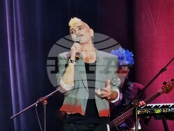 Иво Димчев отбелязва 20 години на експериментална сцена с „Оф! 20“ в зала 1 на НДК, снимки – Даниел Димитров/БТА