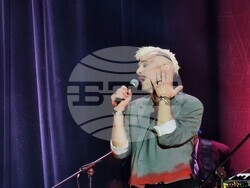 Иво Димчев отбелязва 20 години на експериментална сцена с „Оф! 20“ в зала 1 на НДК, снимки – Даниел Димитров/БТА