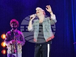 Иво Димчев отбелязва 20 години на експериментална сцена с „Оф! 20“ в зала 1 на НДК, снимки – Даниел Димитров/БТА