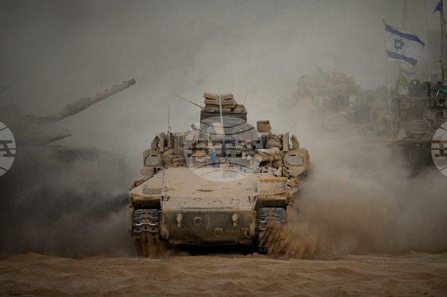 Гражданската защита на ивицата Газа обяви, че израелската армия се изтегля от някои зони