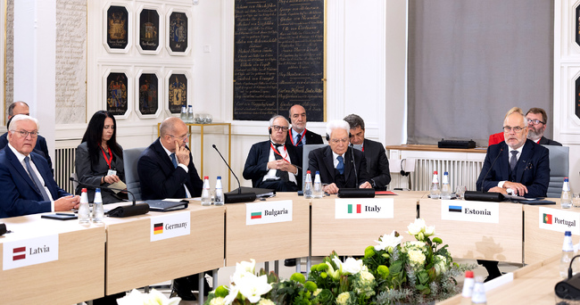 Румен Радев: Най-важната задача пред ЕС е намирането на мирно решение на войната на нашия континент