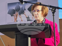 Плевен - Медицински университет - дипломиране на професионалисти по здравни грижи