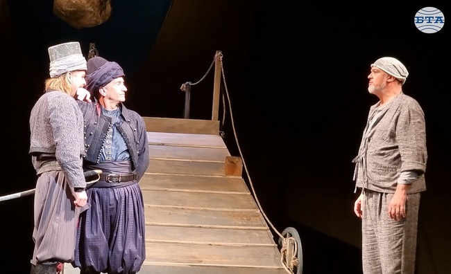 Бина Харалампиева постави във Варна „Време разделно“ с идеята за национално обединение