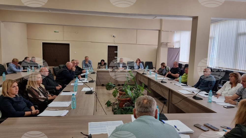 Годишна програма за управление и разпореждане с общинските имоти одобри Общинският съвет в Роман