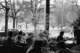 Вечерна разходка из София през 1976 година