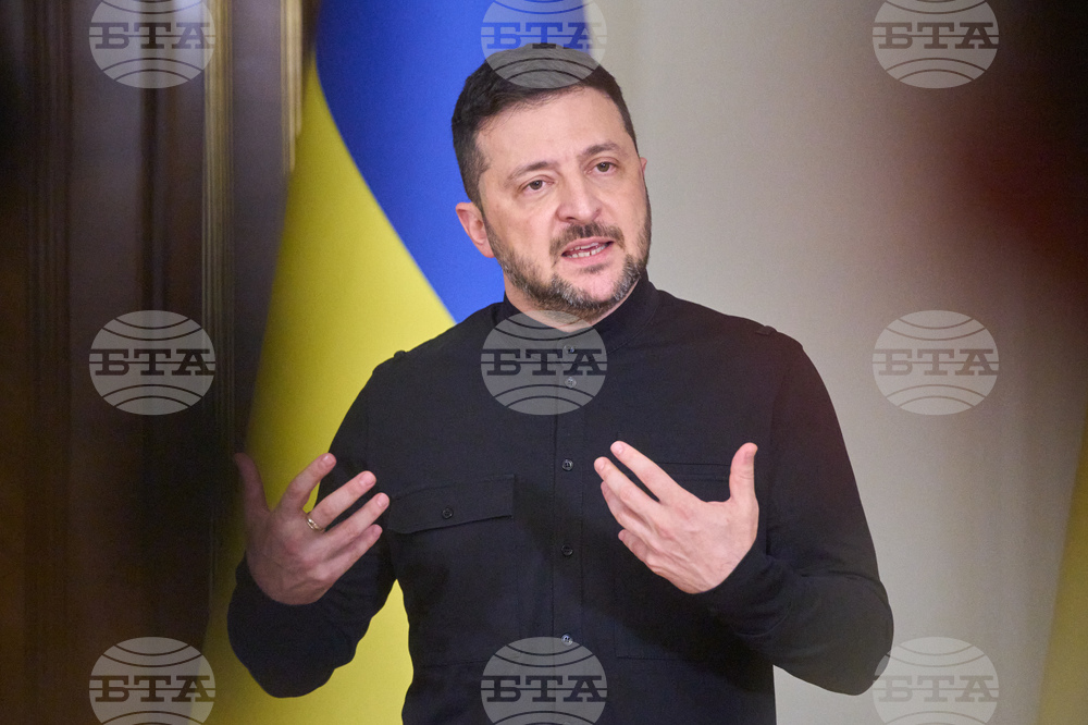 Володимир Зеленски призовава за уволняването на министрите на енергетиката и правосъдието, които са разследвани за корупция 