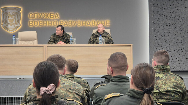 Курсанти от НВУ „Васил Левски“ посетиха Служба „Военно разузнаване“ 