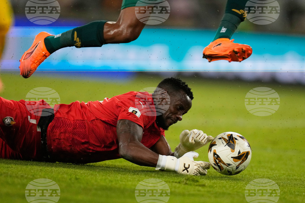 Zimbabwe South Africa WCup Soccer